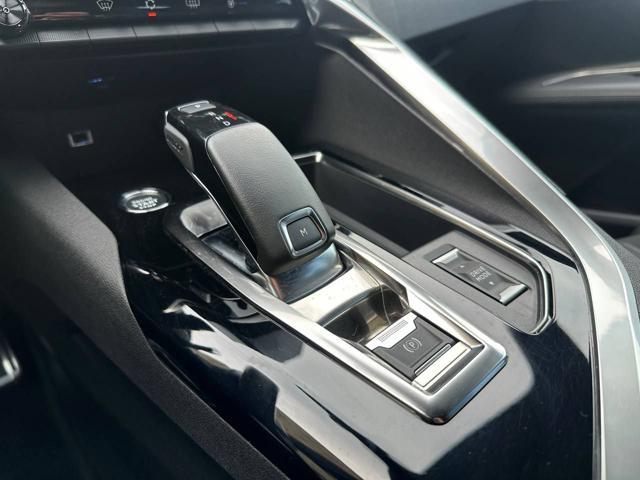 PEUGEOT 3008 BlueHDi 130 S&S EAT8 GT