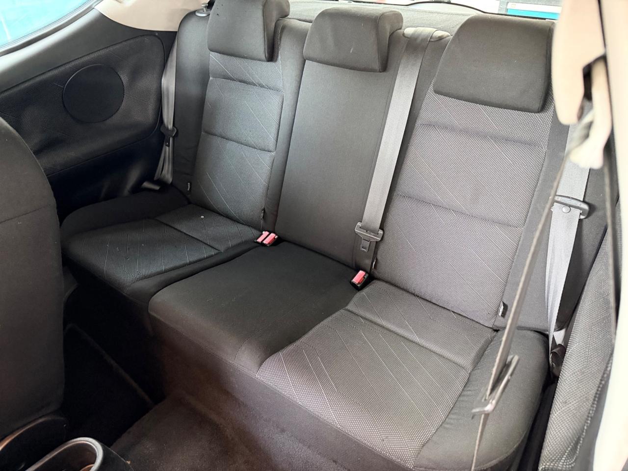 Peugeot 207 1.6 HDi 90CV Neopatentati