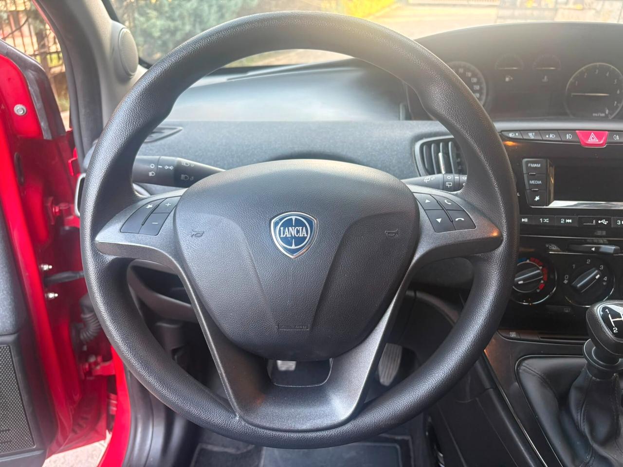Lancia Ypsilon 1.2 69 CV 5 porte S&S Elefantino Blu