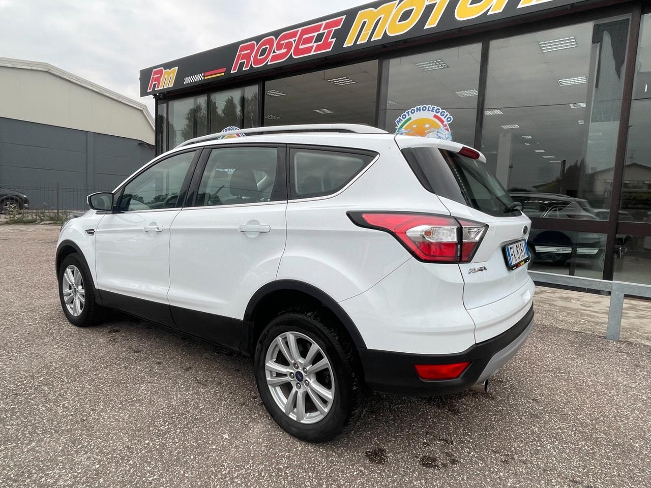 Ford Kuga 1.5 TDCI 120 CV S&S 2WD Titanium