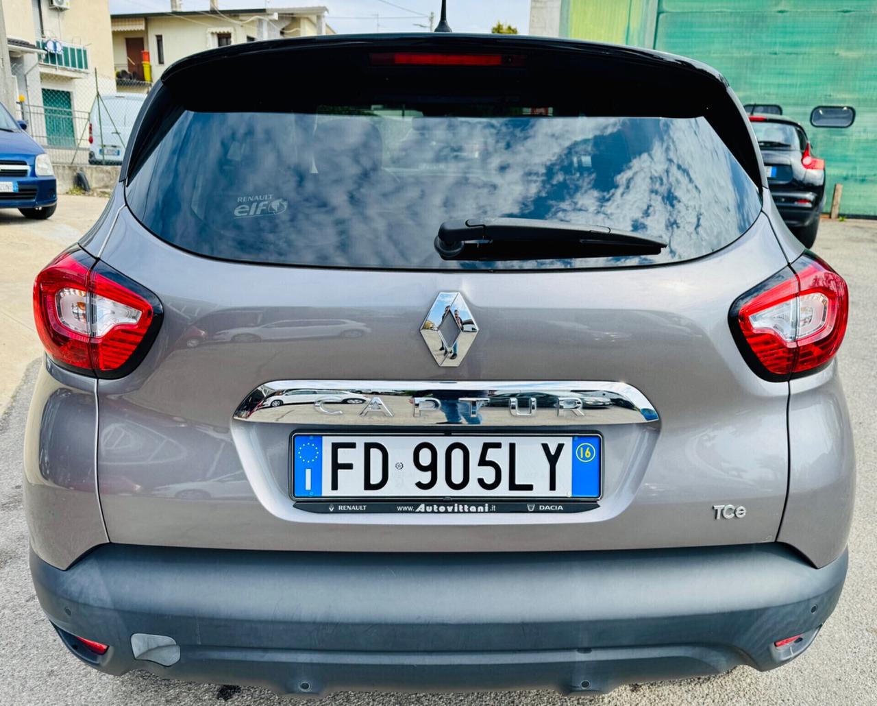 Renault Captur TCe 120 CV Automatica ok Neopatentati