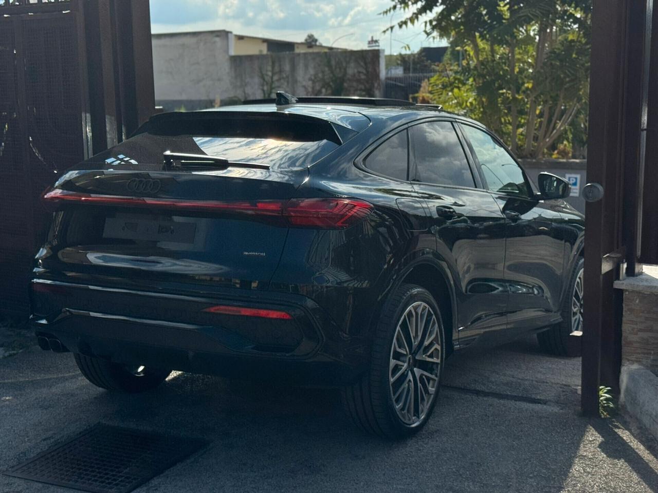 Audi Q5 SPB 40 TDI 204 CV quattro S tronic Identity Black