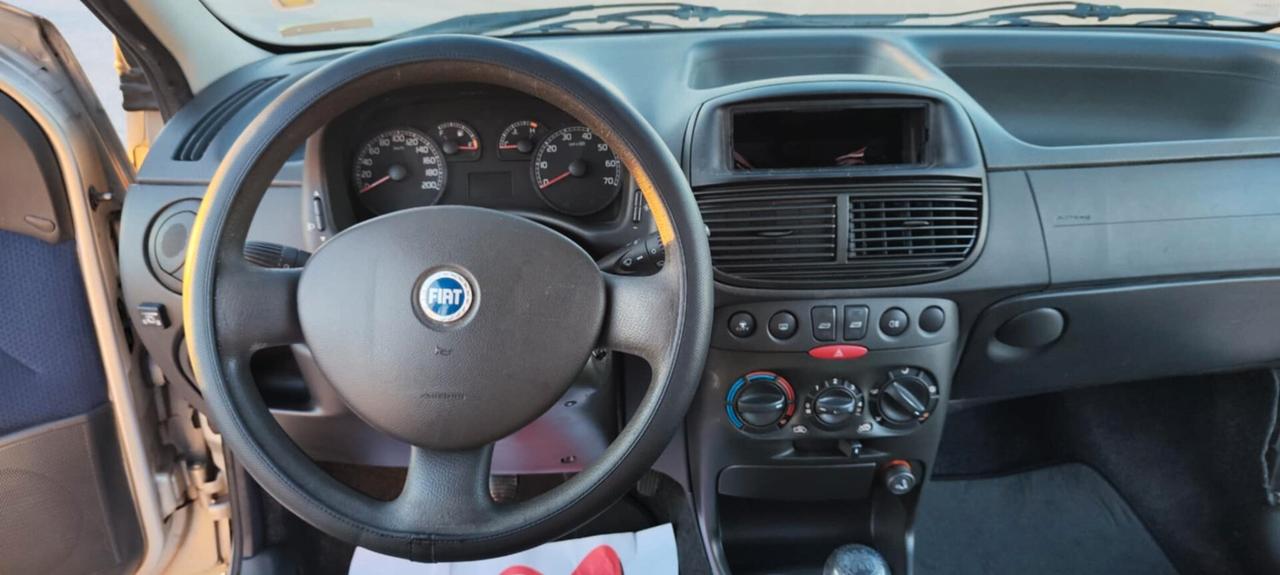 Fiat Punto 1.2i cat 5 porte ELX