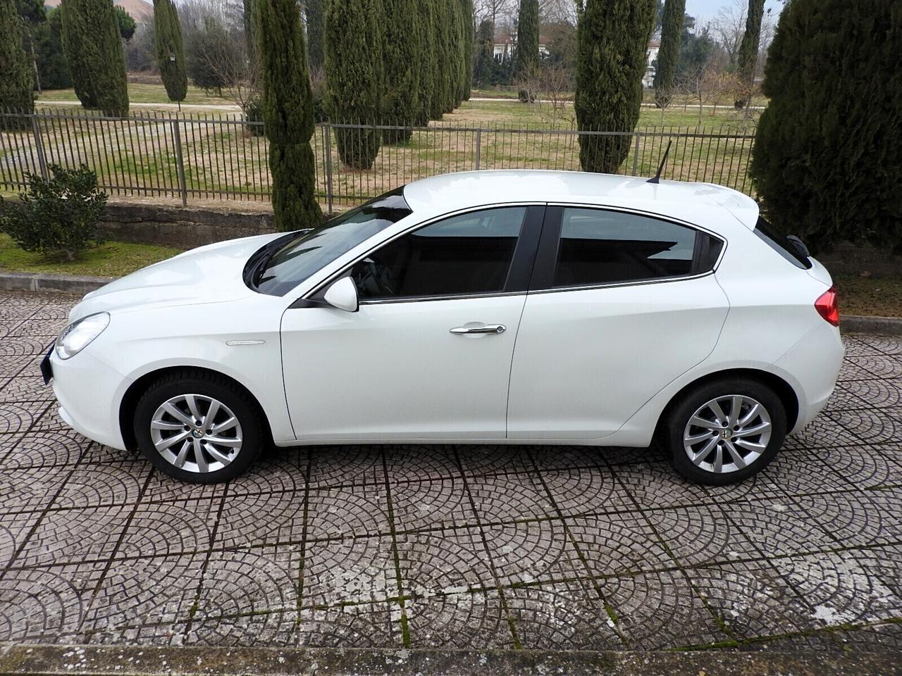 Alfa Romeo GIULIETTA 1.6 JTDm
