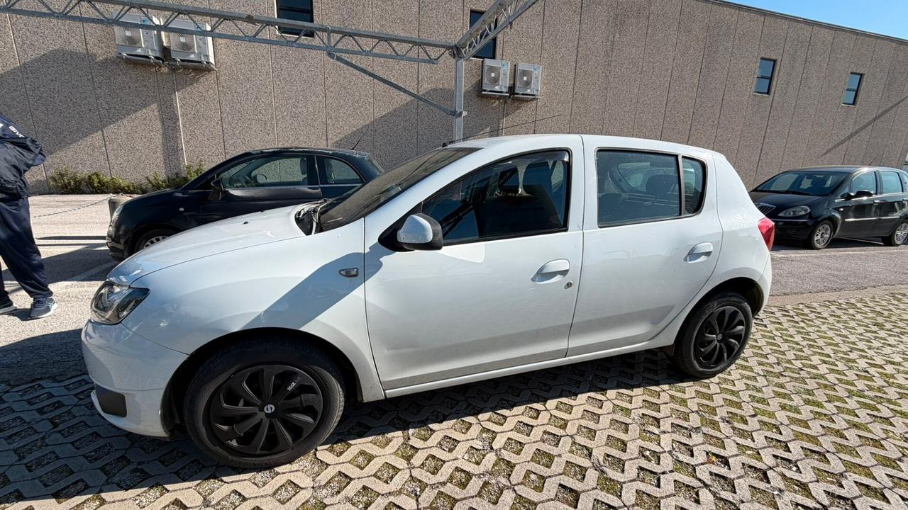 Dacia Sandero 1.2 GPL 75CV Lauréate