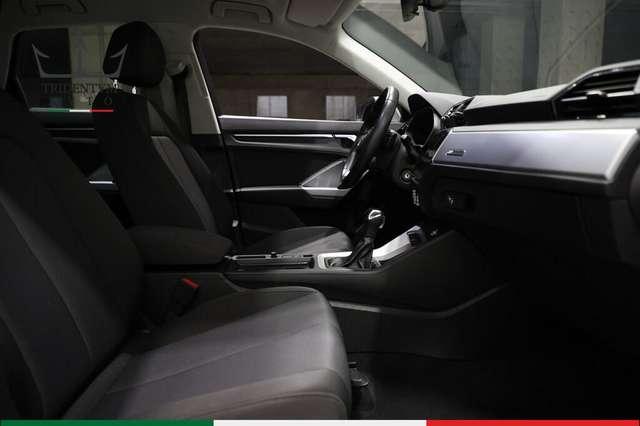 Audi Q3 35 1.5 tfsi Business s-tronic