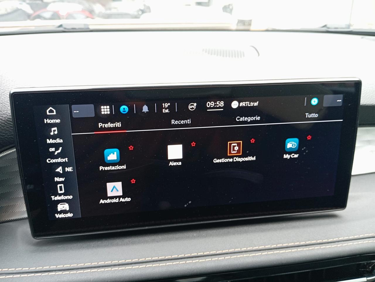 Alfa Romeo Tonale 1.5 160 CV MHEV TCT7 Tributo Italiano