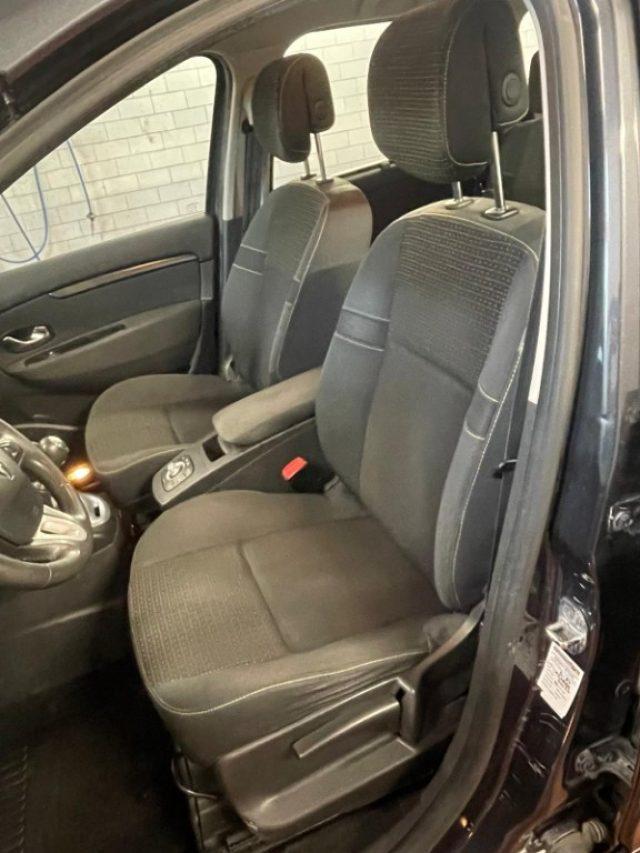 RENAULT Scenic X-Mod 1.5 dCi 110CV EDC Luxe