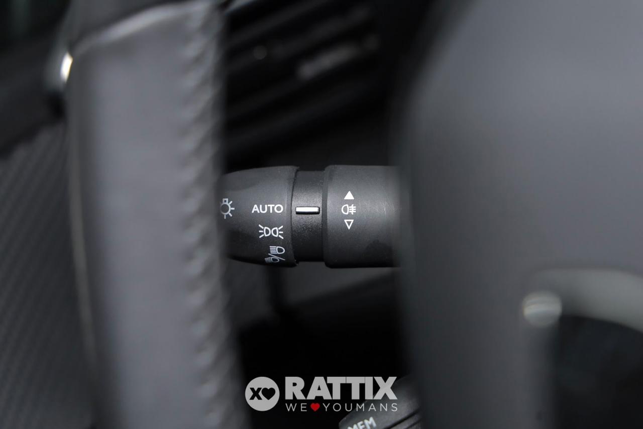 Peugeot 208 1.2 puretech 100CV Allure