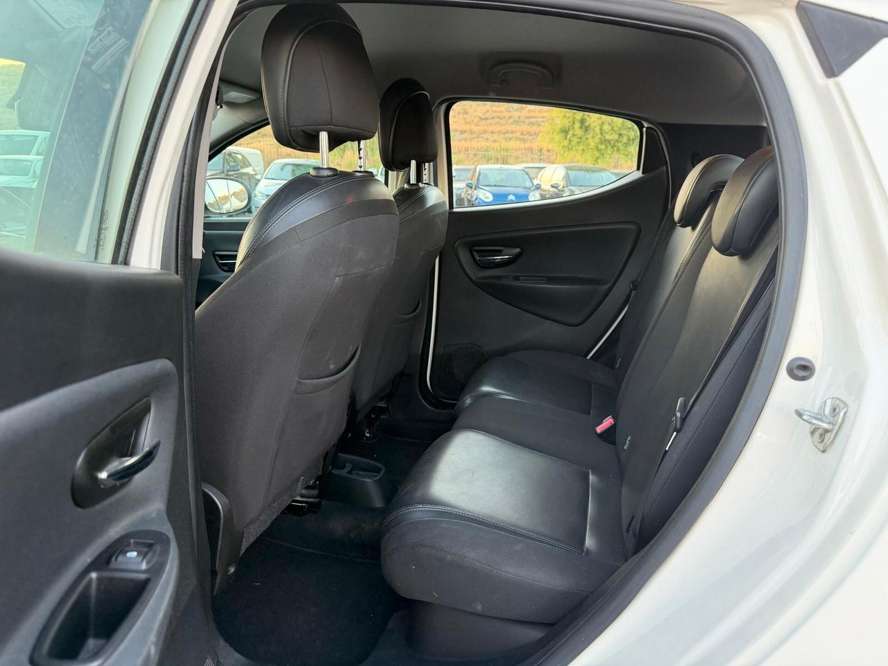 Lancia Ypsilon 1.3 MJT 16V 95 CV 5 porte S&S Platinum
