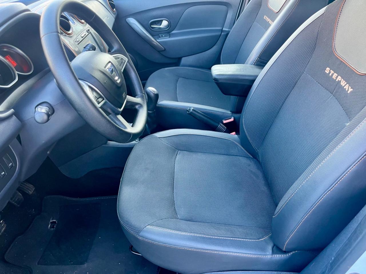 Dacia Sandero Stepway 0.9TurboGPL 2017 138.000km euro 6b perfetta