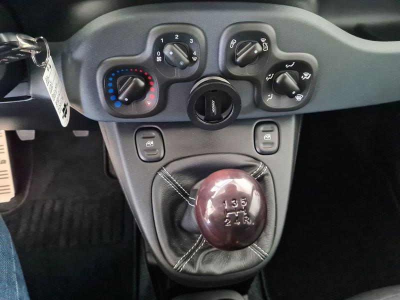 FIAT Panda 1.0 FireFly 70cv S&S Hybrid Pandina