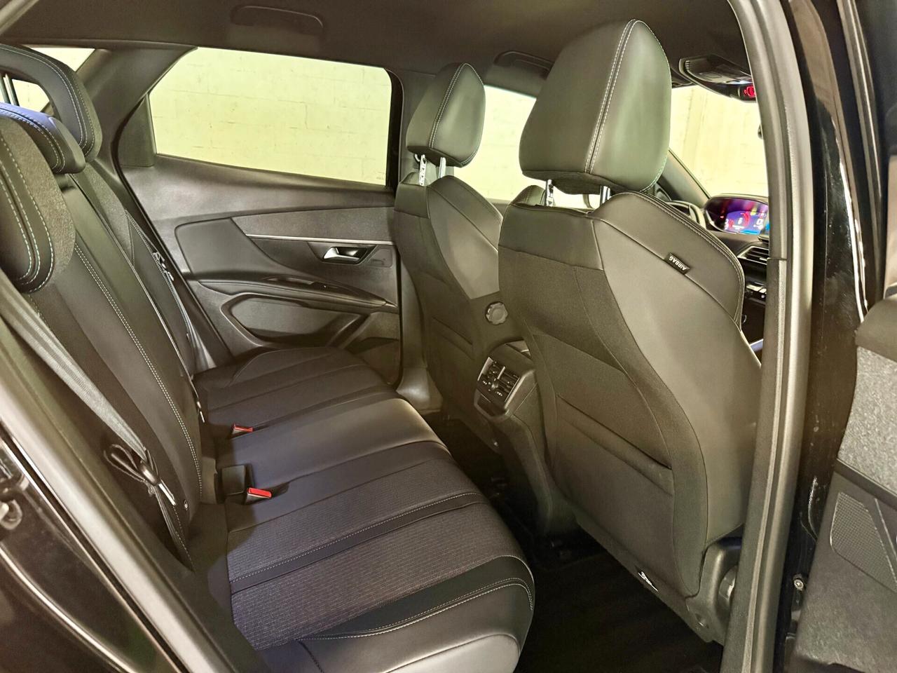 Peugeot 3008 BlueHDi 130 S&S EAT8 Allure Pack
