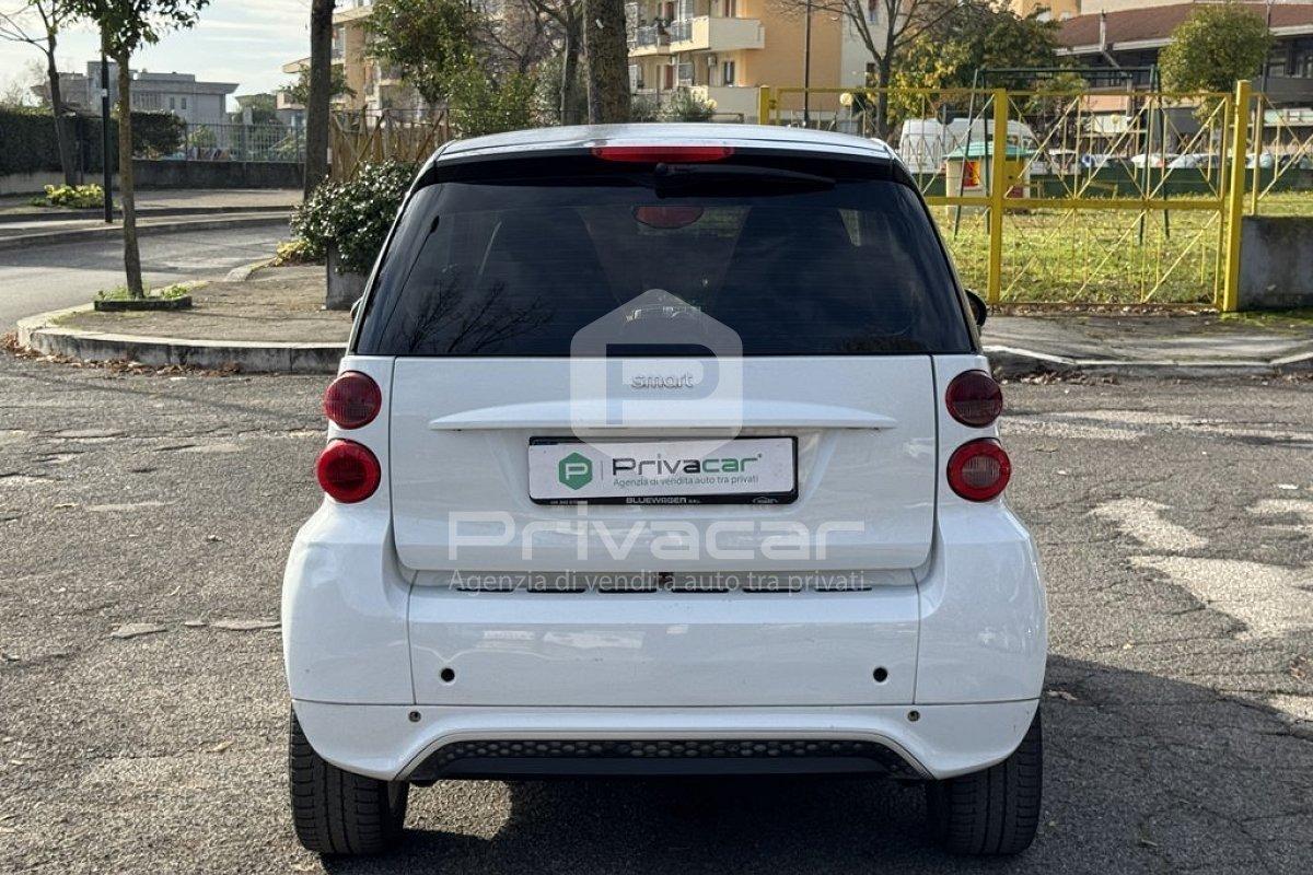 SMART fortwo 1000 62 kW coupé passion