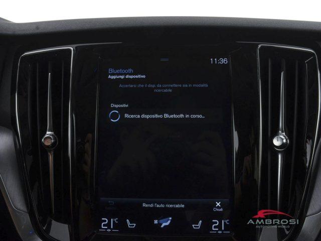 VOLVO V60 Cross Country D4 AWD Geartronic Business Plus