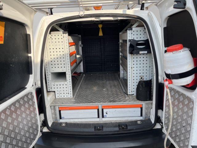 VOLKSWAGEN Caddy 2.0 TDI 4MOTION 4X4 ALLESTITO G.TRAINO