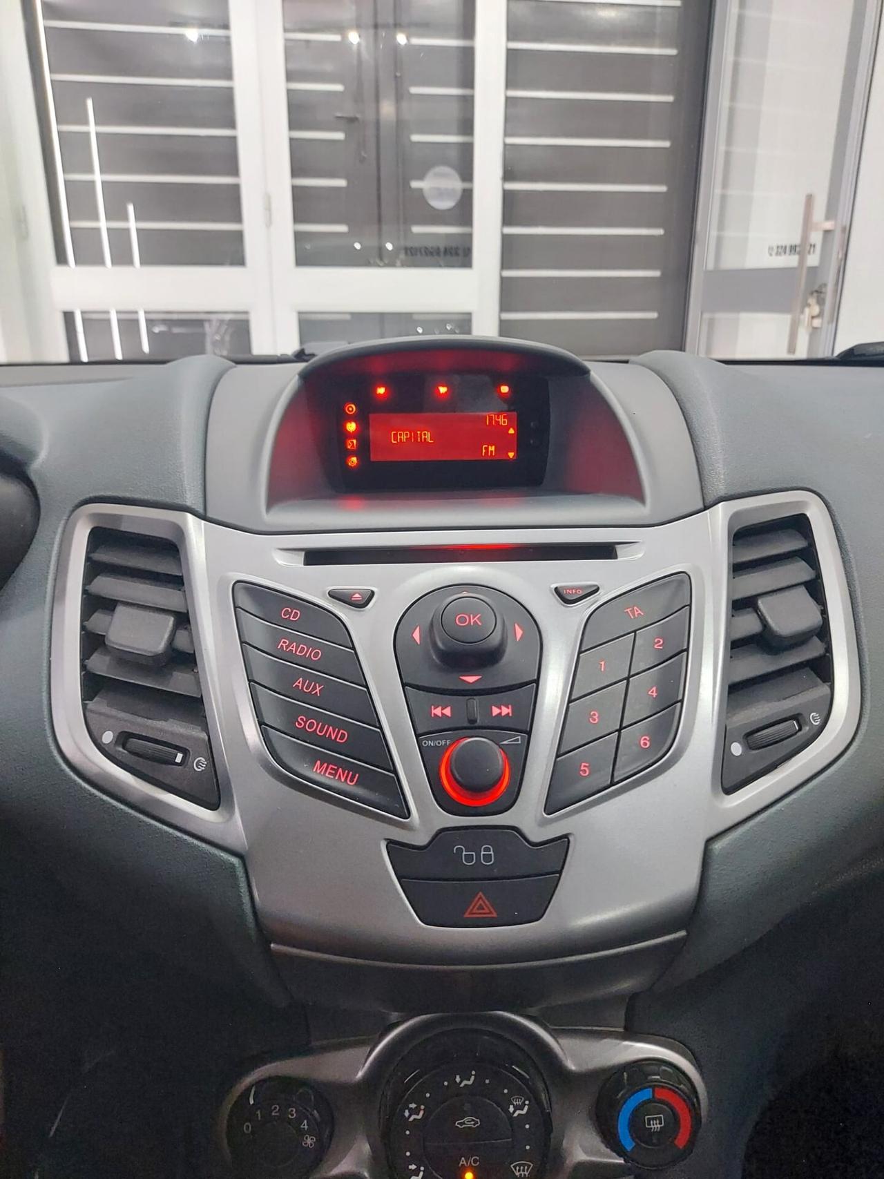 Ford Fiesta 1.4 TDCi 5p. Titanium