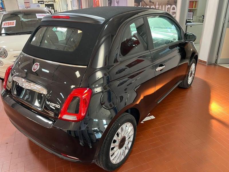 FIAT 500C 1.0 Hybrid Dolcevita