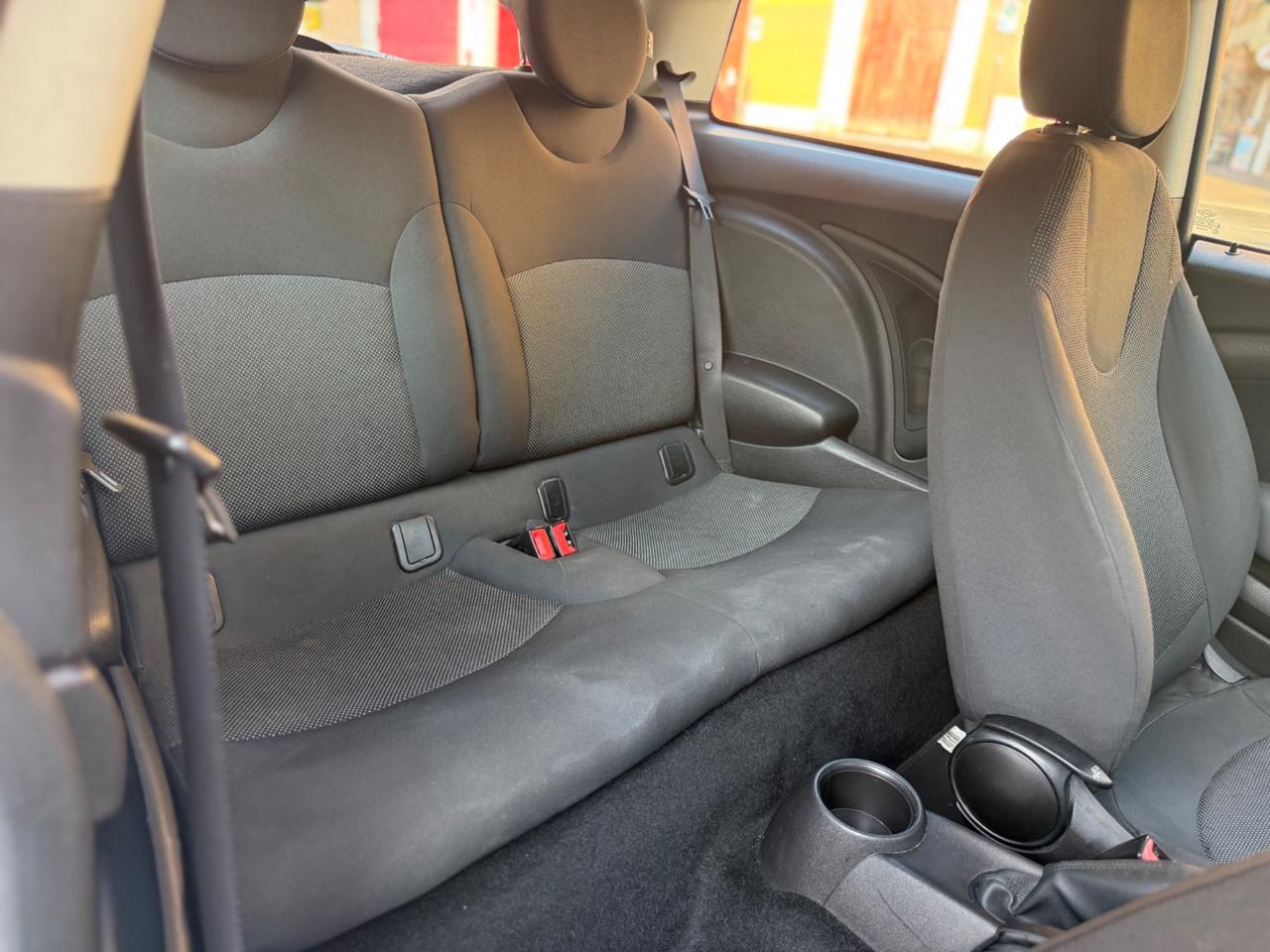 Mini Cooper one 1.6 benz problema testata