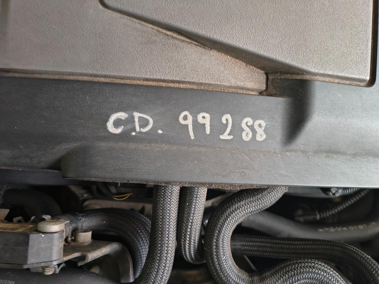 VOLKSWAGEN GOLF 1.6 TDI BUSINESS HIGHLINE