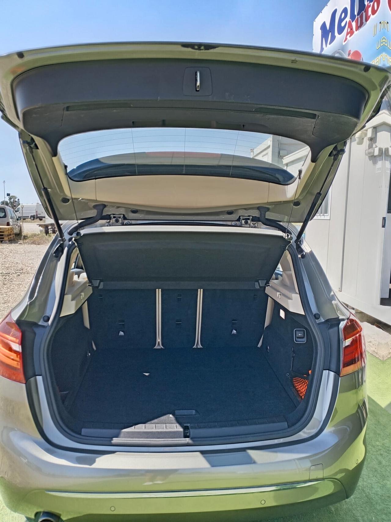 BMW 218d ACTIVE TOURER LUXURY AUTOMATICA PREZZO RIBASSATO