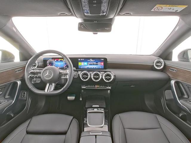 MERCEDES-BENZ CLA 180 Automatic AMG Line Advanced Plus