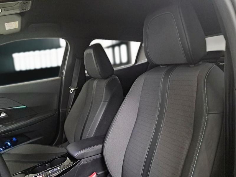 PEUGEOT 2008 BLUEHDI 130 EAT8 ALLURE S/S AUT. CROSSOVER