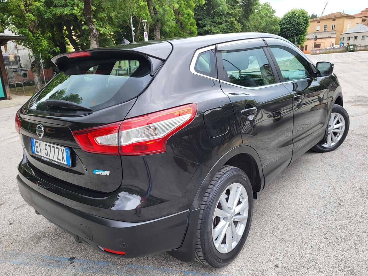 Nissan Qashqai 1,6 dCi-NAVI-TELECAMERA-3 REVISIONI