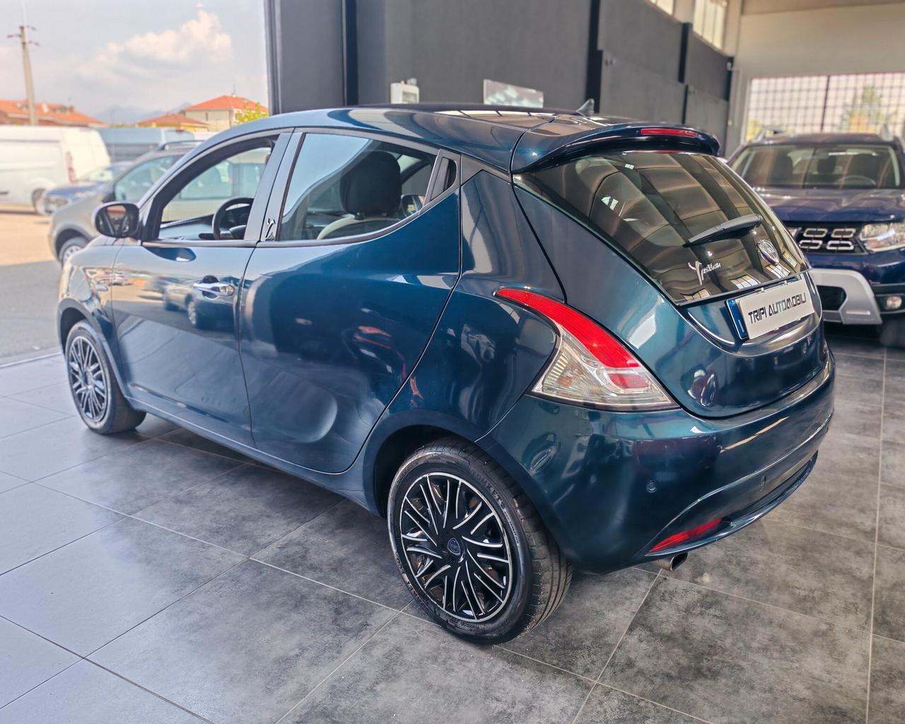 Lancia Ypsilon 1.2 GPL 69 cv Gold