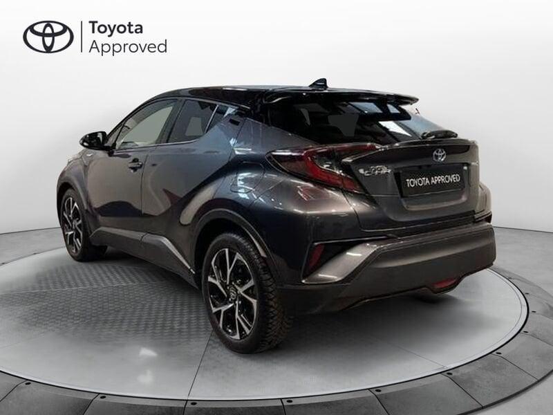 Toyota C-HR 1.8 Hybrid E-CVT Dynamic