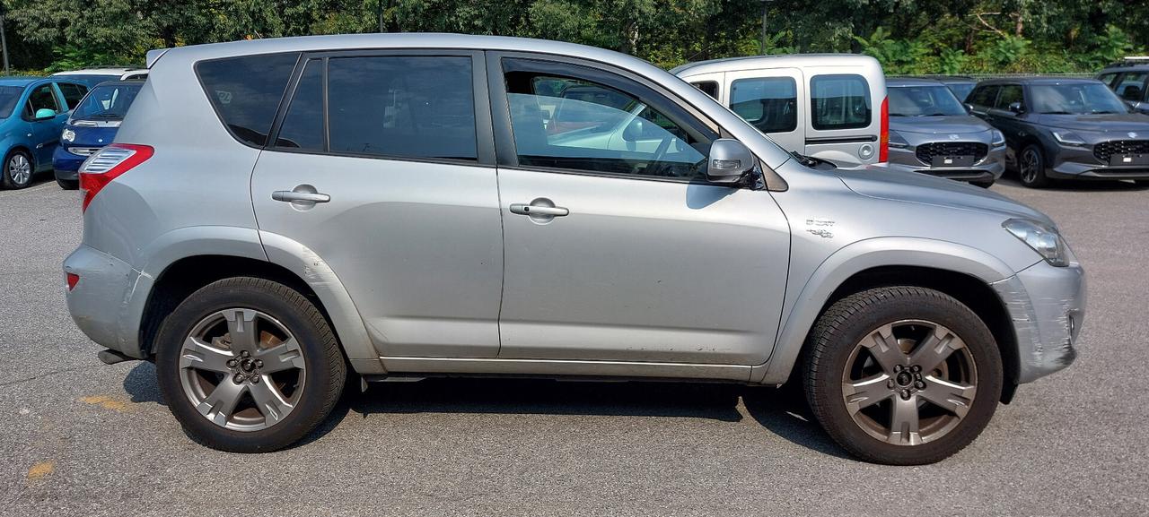 Toyota RAV 4 RAV4 Crossover 2.2 D-4D 150 CV DPF Luxury