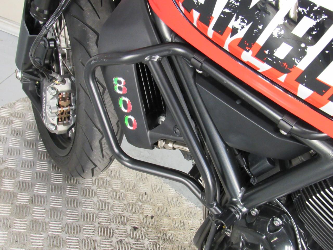 Ducati Scrambler 800 URBAN MOTARD