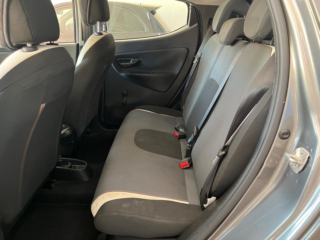 Lancia Ypsilon 1.2 69 CV 5 porte GPL Ecochic Elefantino