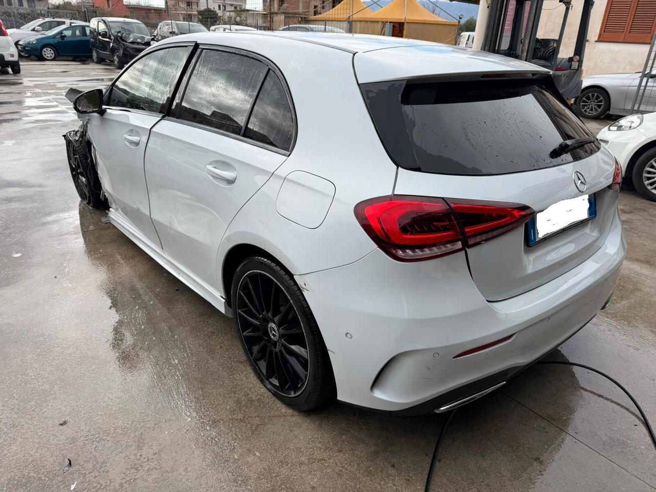 Mercedes-benz A 180 incidentato - 2019