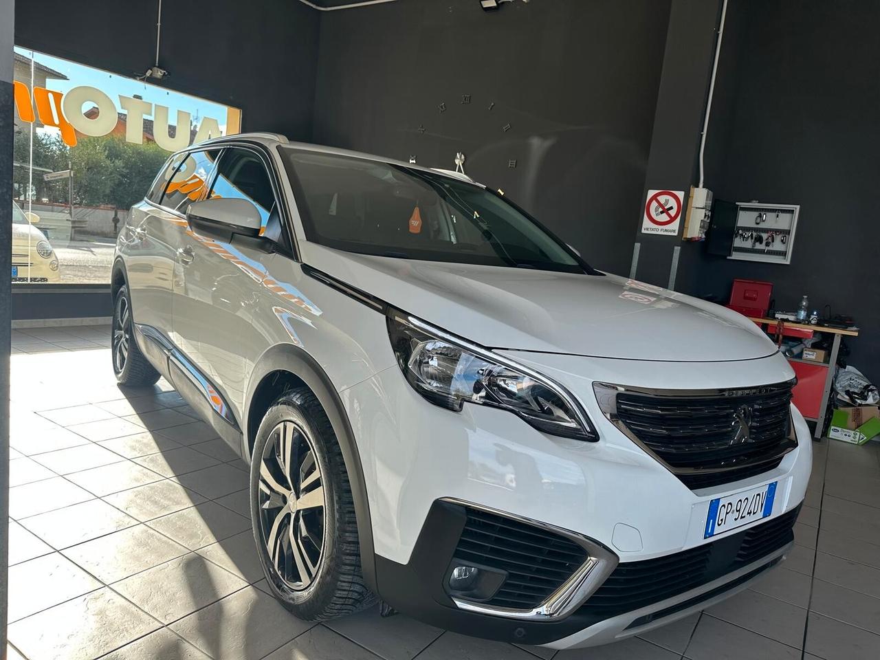Peugeot 5008 7 POSTI