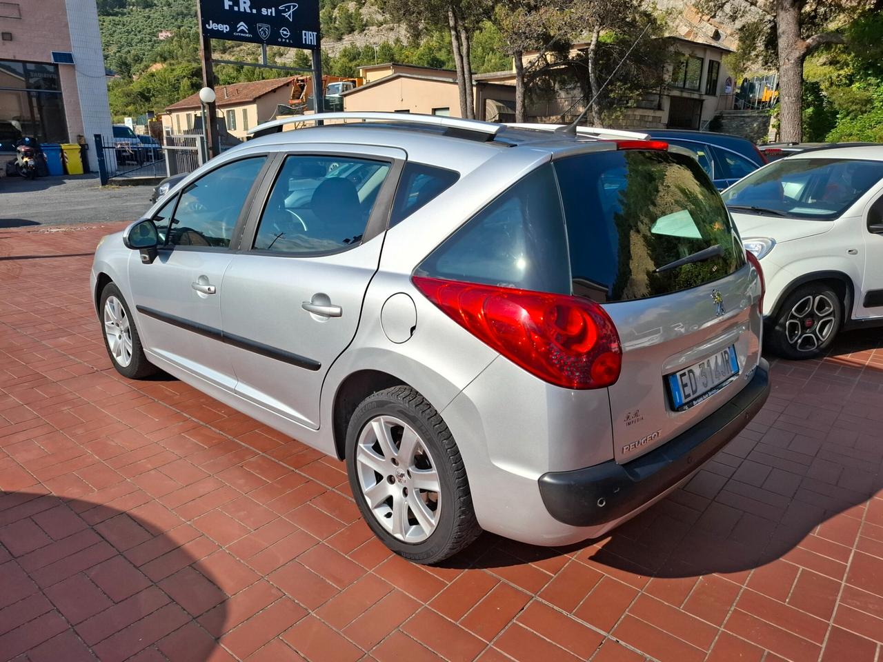 Peugeot 207 1.6 8V HDi 93CV SW X Line