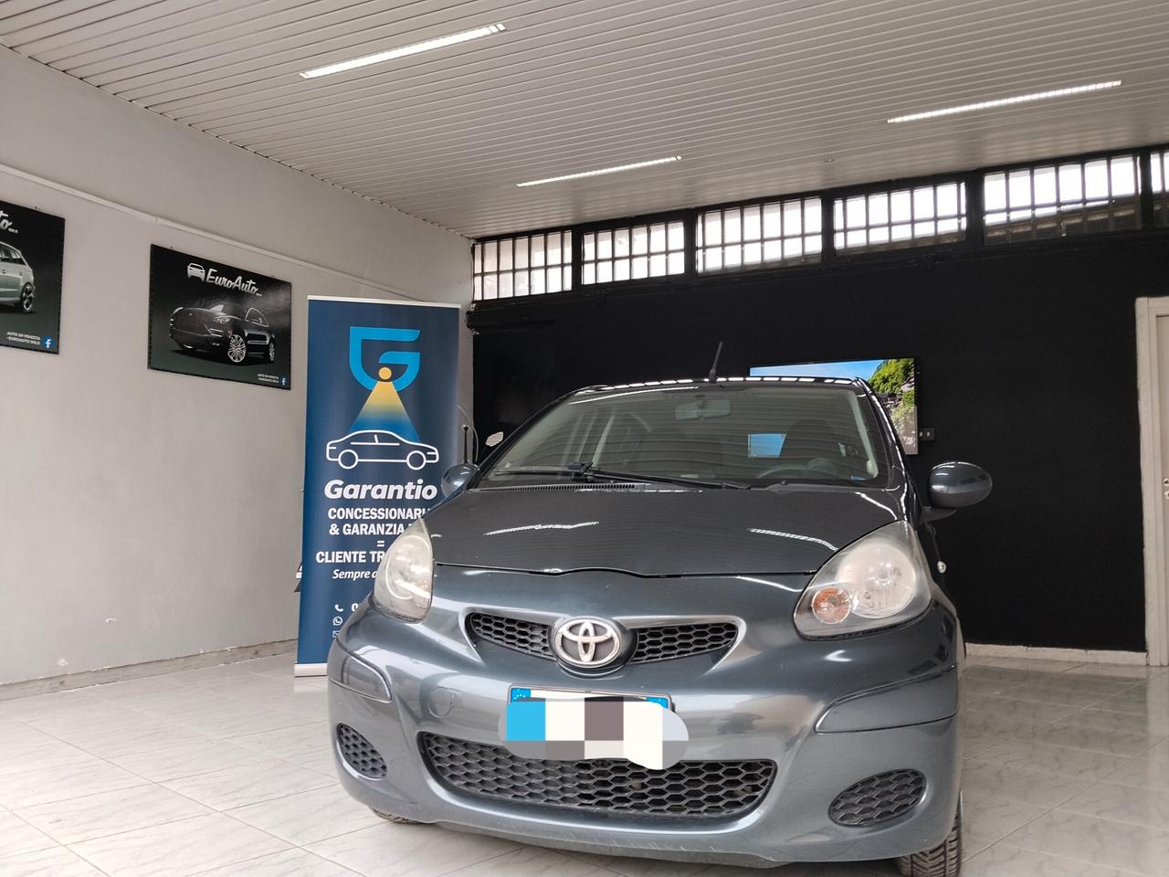 Toyota Aygo 1.0 benzina 2011 CON GARANZIA