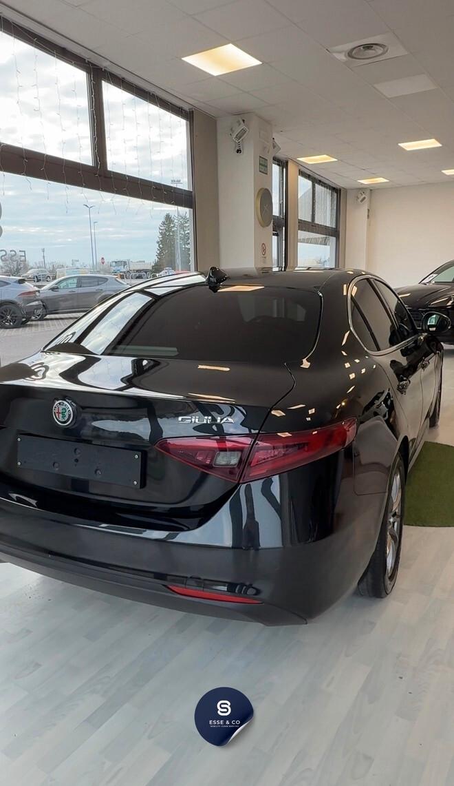 Alfa Romeo Giulia 2.2 Turbodiesel 150 CV