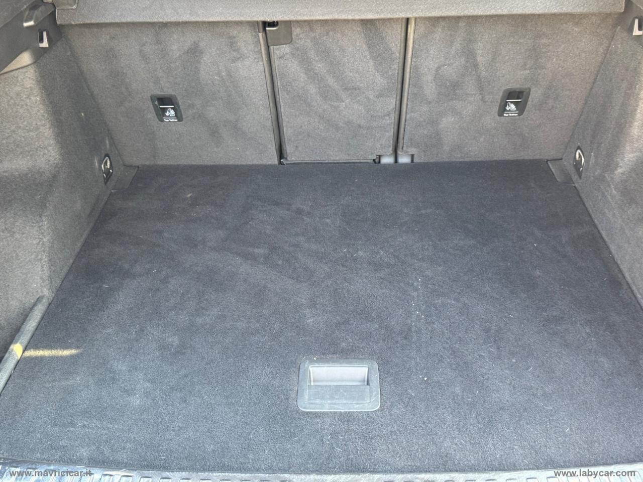 AUDI Q3 35 TDI S tronic Business Advanced