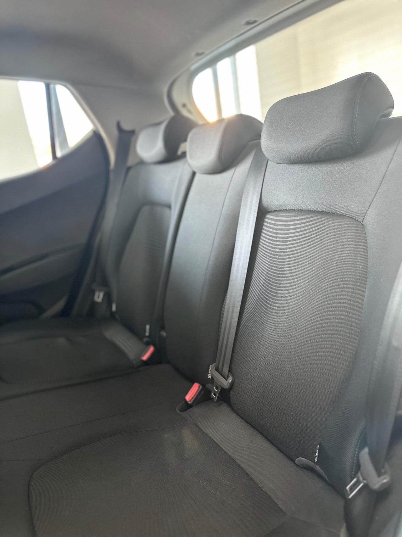 Hyundai i10 1.0 MPI Sound Edition