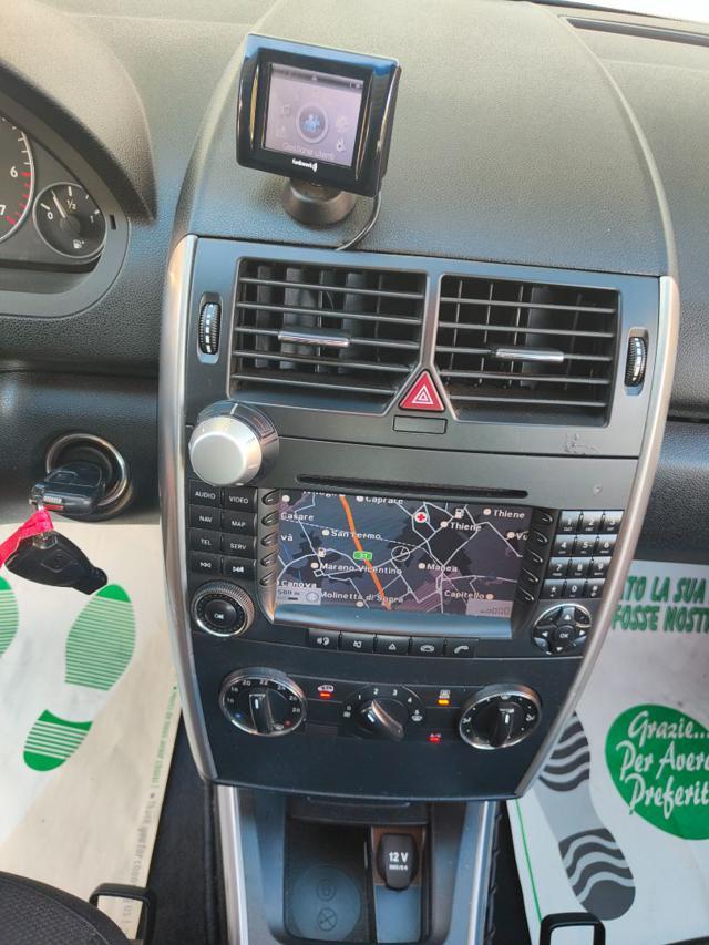 MERCEDES-BENZ A 150 Avantgarde ( NAVIGAZIONE )