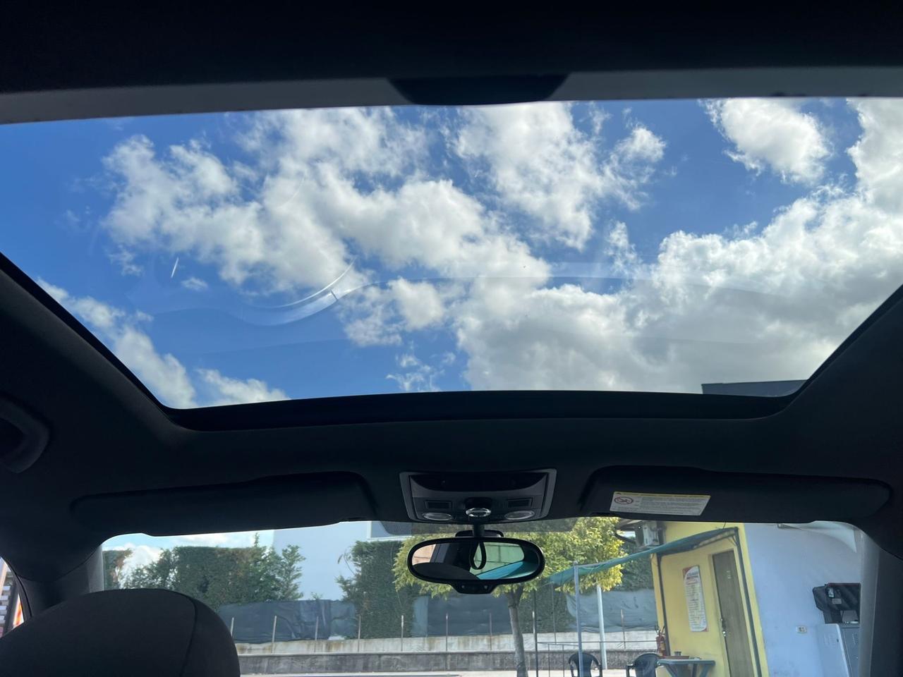 Volkswagen Maggiolino 2.0 TDI Fender Edition