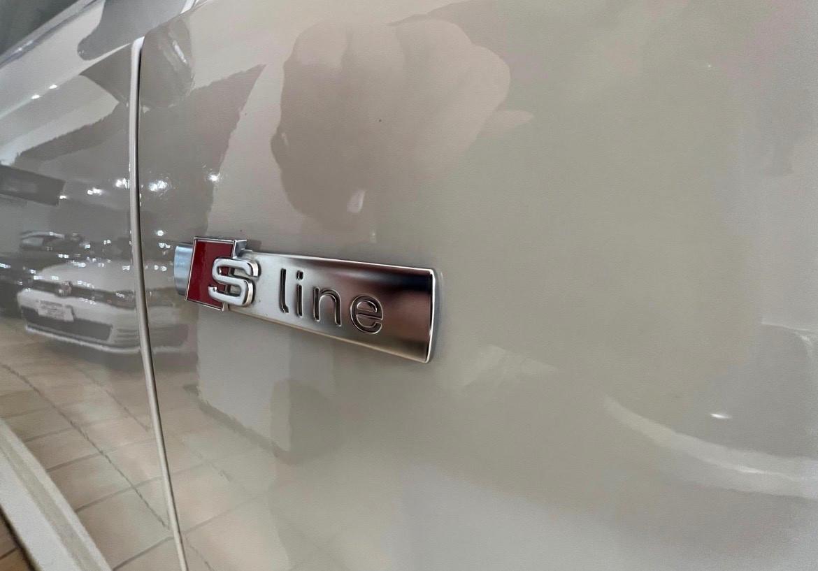 Audi Q3 2.0 TDI 150 CV Sport