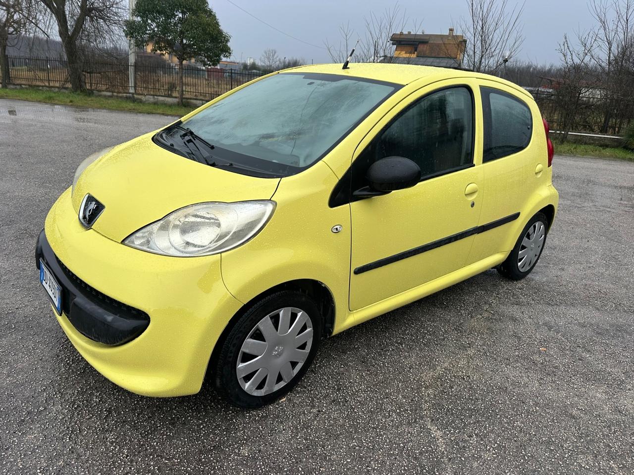 Peugeot 107 1.0 GPL