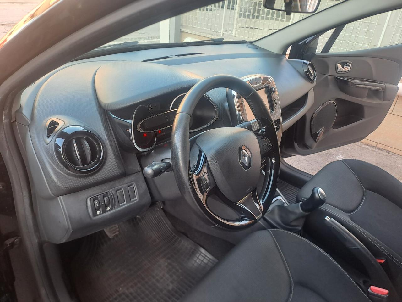 Renault Clio 1.5 dCi 8V 75CV 5 porte Wave