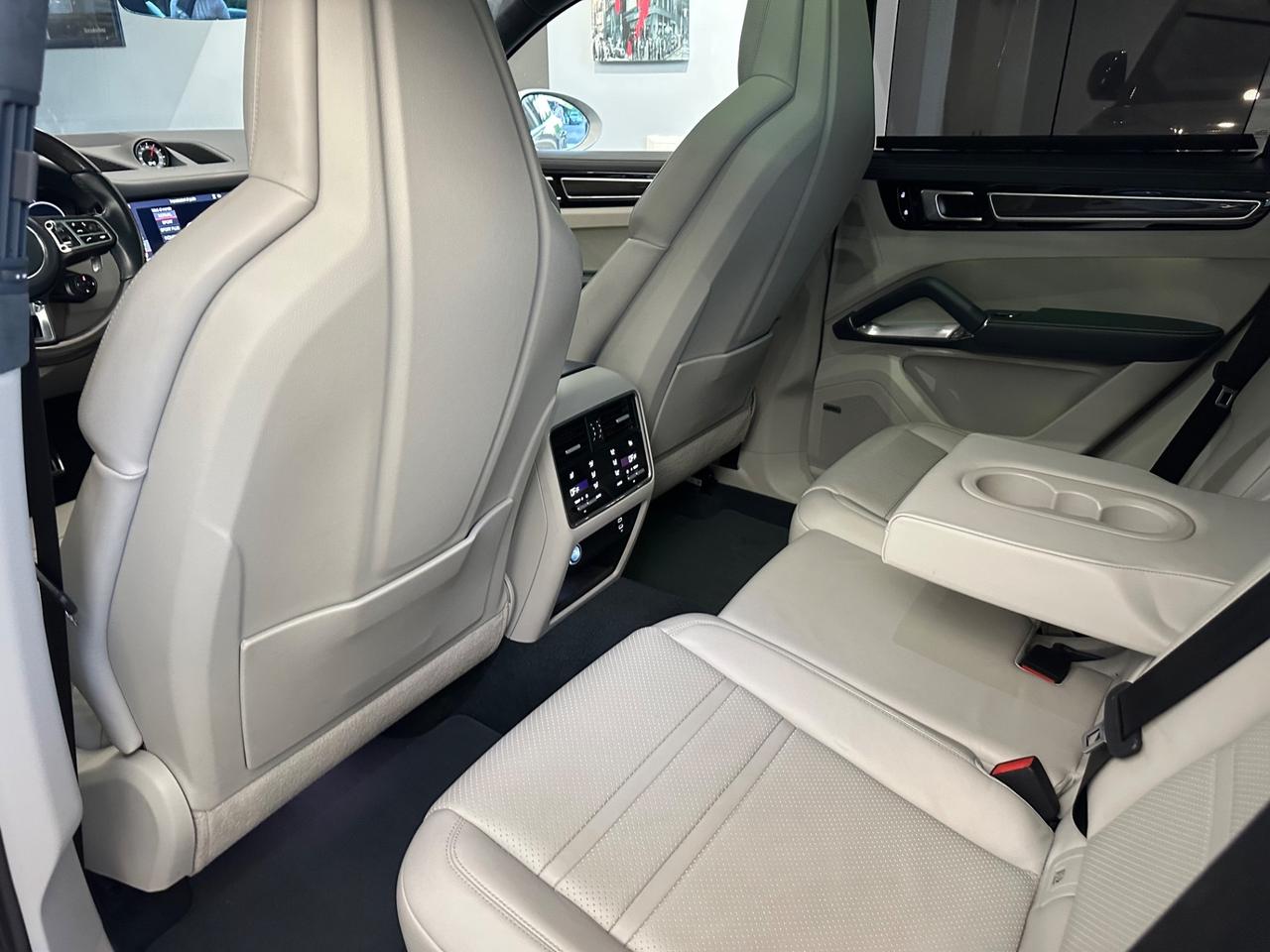 Porsche Cayenne Coupé 4.0 V8 Turbo