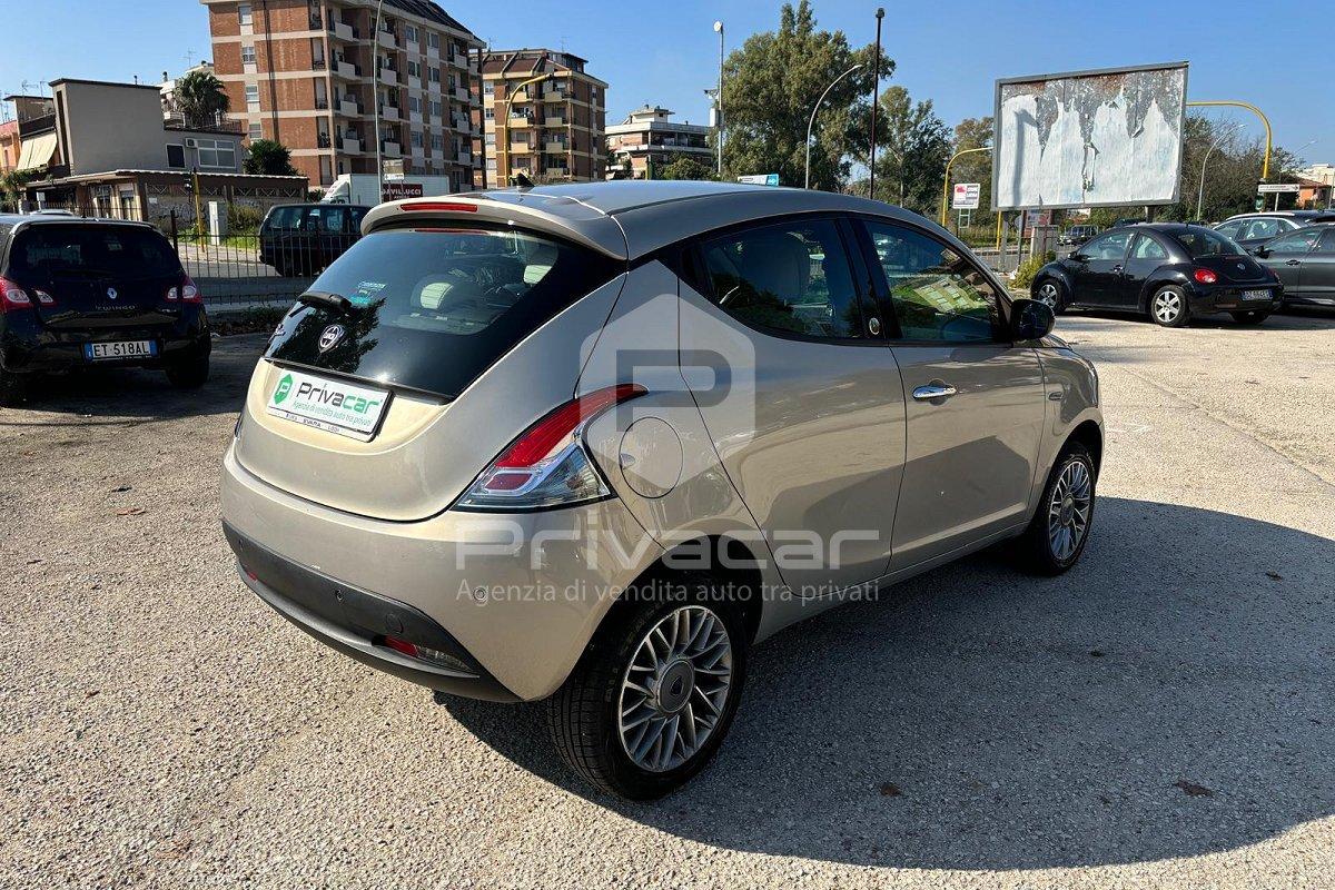 LANCIA Ypsilon 0.9 TwinAir 85 CV 5 porte Metano Ecochic Gold