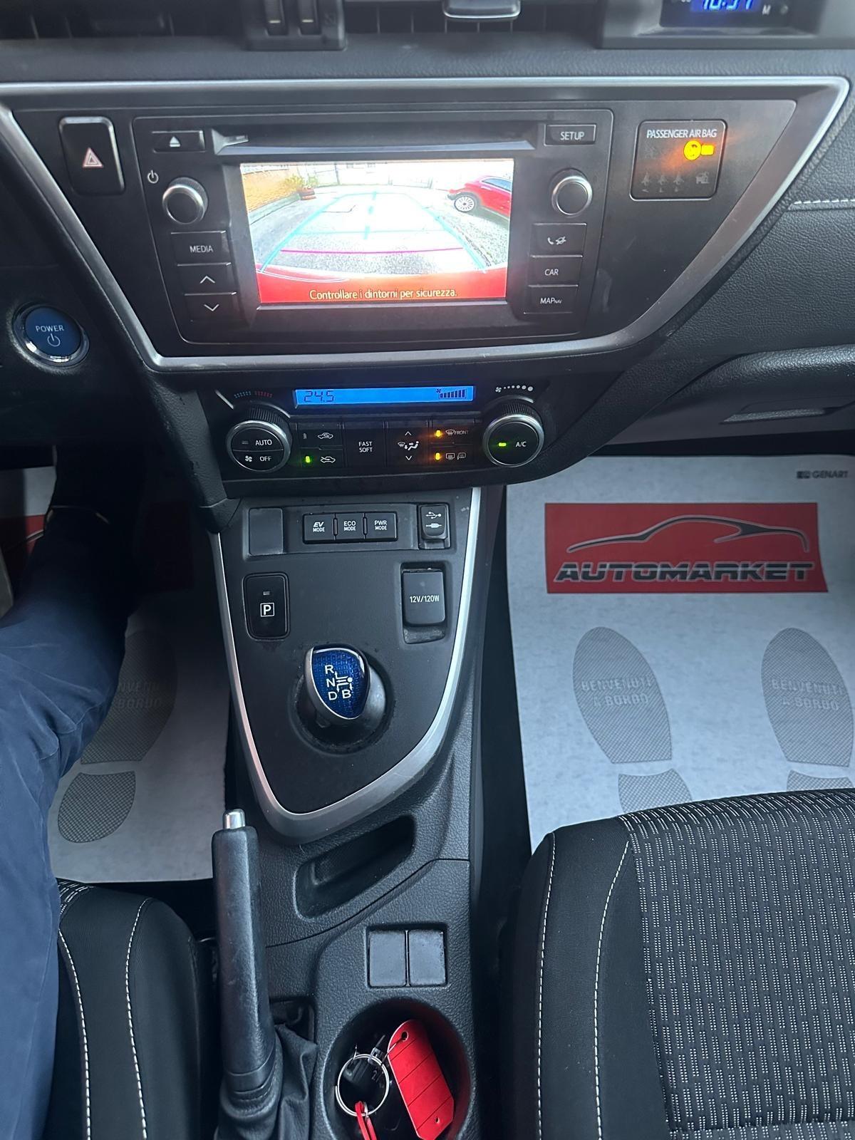 Toyota Auris Touring Sports 1.8 Hybrid Lounge