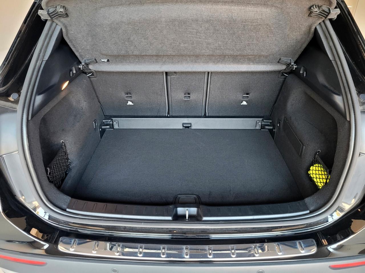 Mercedes-benz GLA 200 d AMG Line 8G-DCT LUCI AMBIENTE KEYLESS LED NAVI