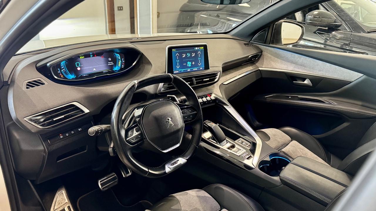 Peugeot 3008 Hybrid4 300 e-EAT8 GT Line